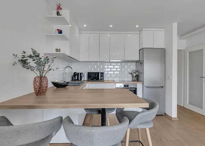 Apartament Joy *